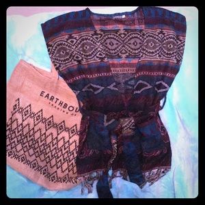 🚫SOLD🚫Earthbound Trading Co.Shrug and Bag Bundle